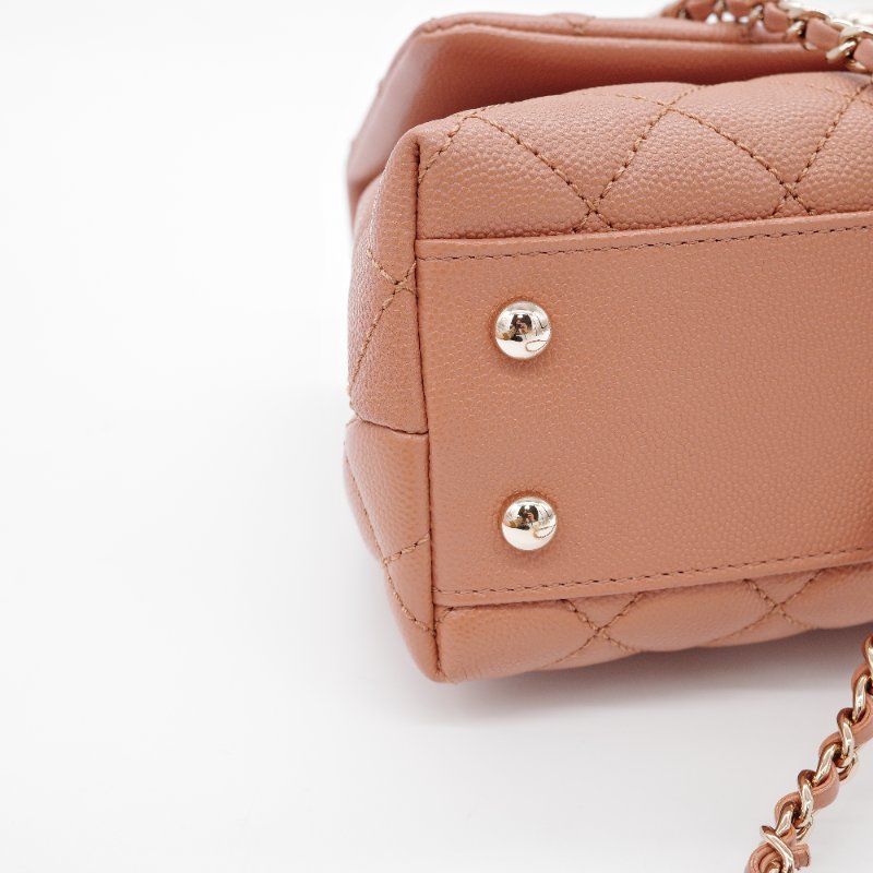 Chanel香奈兒 Coco Handle焦糖色 深米色 魚子醬小牛皮 迷你提把包 肩背包 斜背包-11