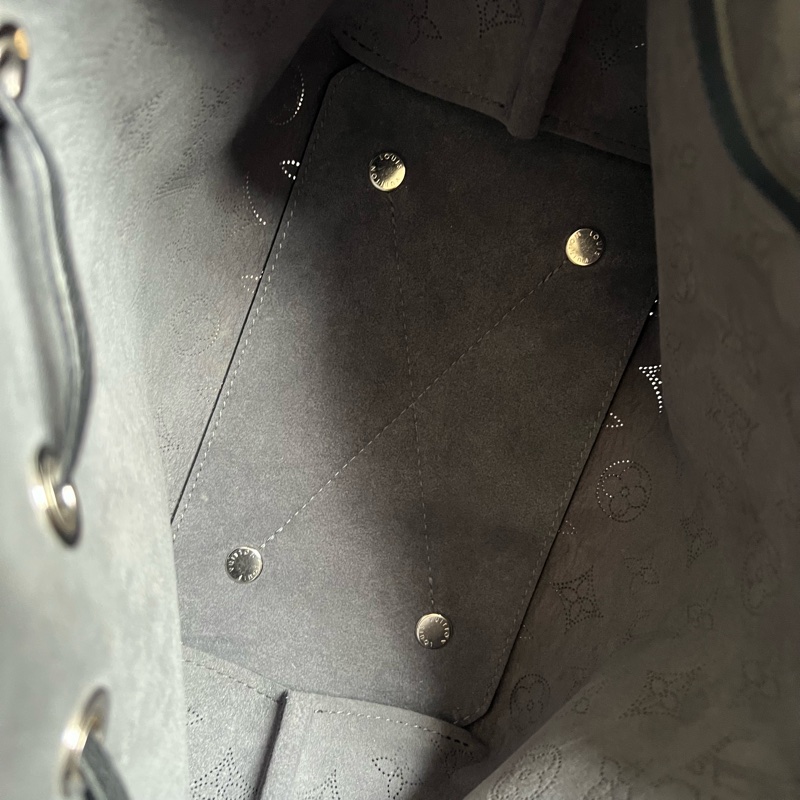 Louis Vuitton Bella水桶包-3