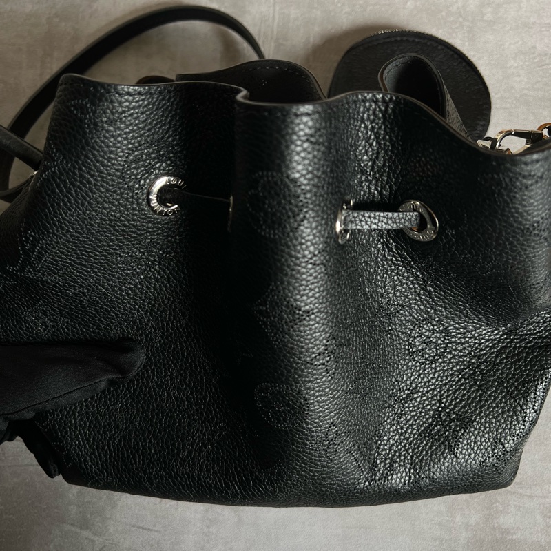 Louis Vuitton Bella水桶包-5