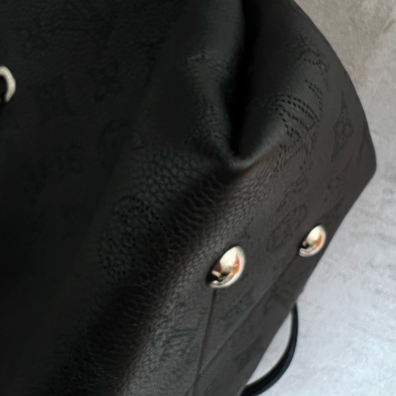 Louis Vuitton Bella水桶包-9