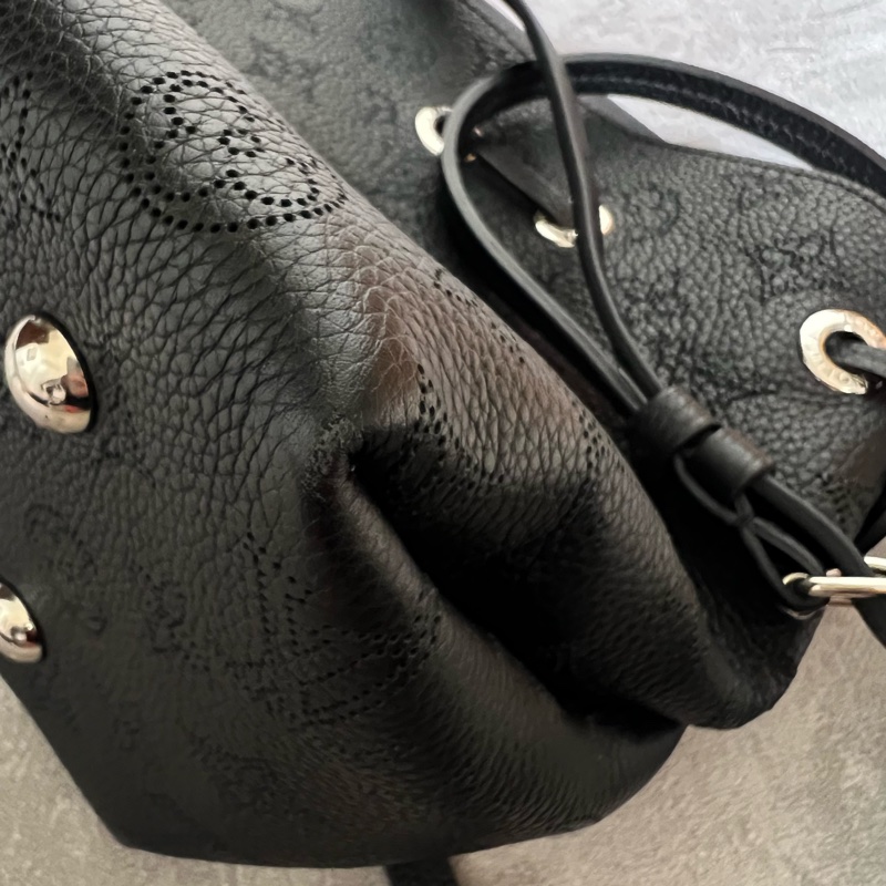 Louis Vuitton Bella水桶包-22