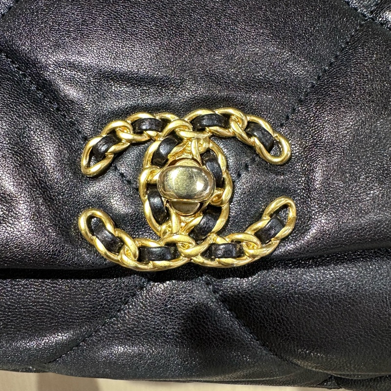 CHANEL香奈兒 19Bag 36 金扣菱格閃亮小羊皮 超大號-4