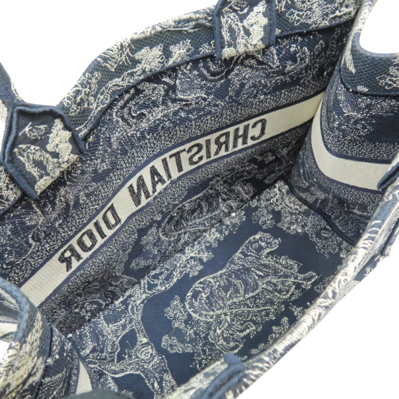 藍色 刺繡帆布 Book Tote M 托特包【Dior 迪奧】 M1296ZRGO-4