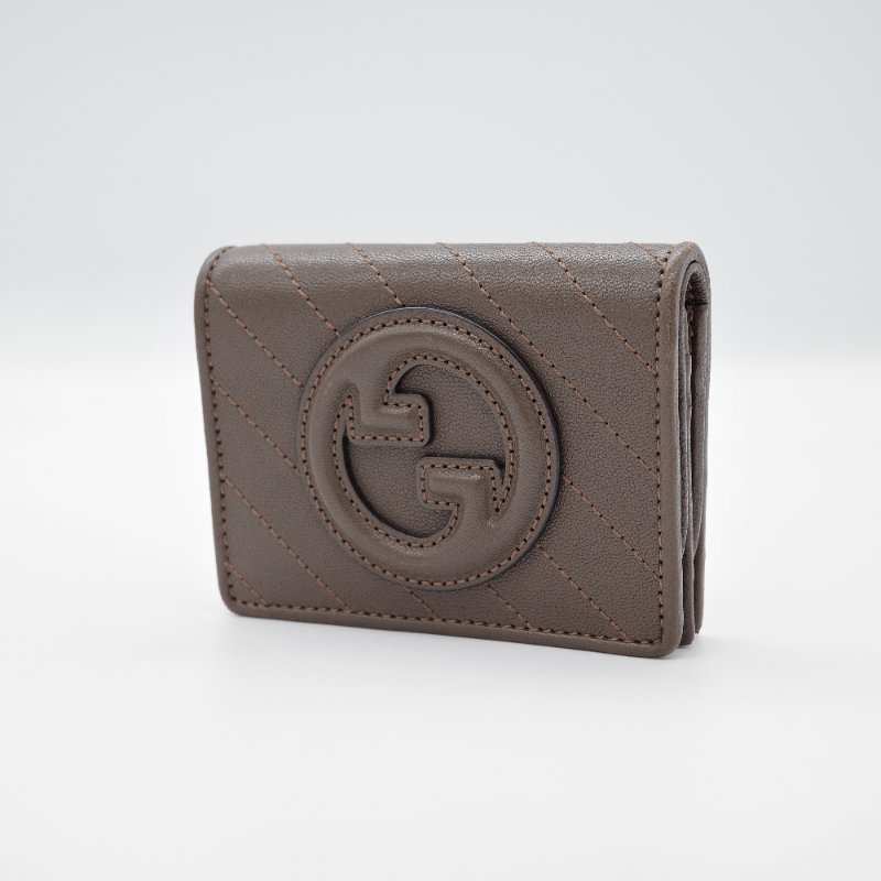 Gucci 古馳 Blondie GG LOGO 深咖 牛皮 車線扣式零錢 短夾-2