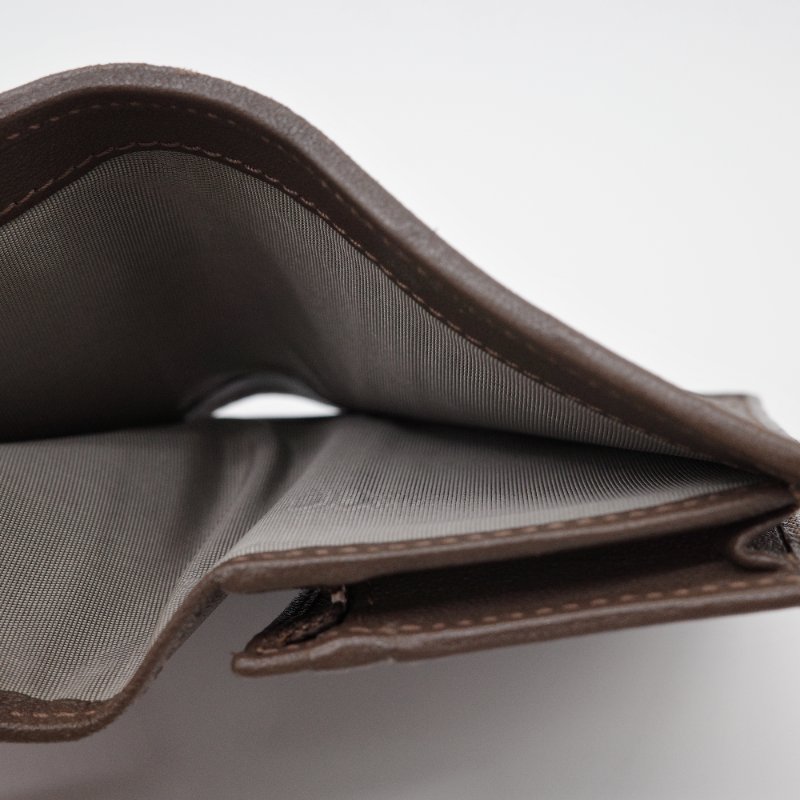 Gucci 古馳 Blondie GG LOGO 深咖 牛皮 車線扣式零錢 短夾-10