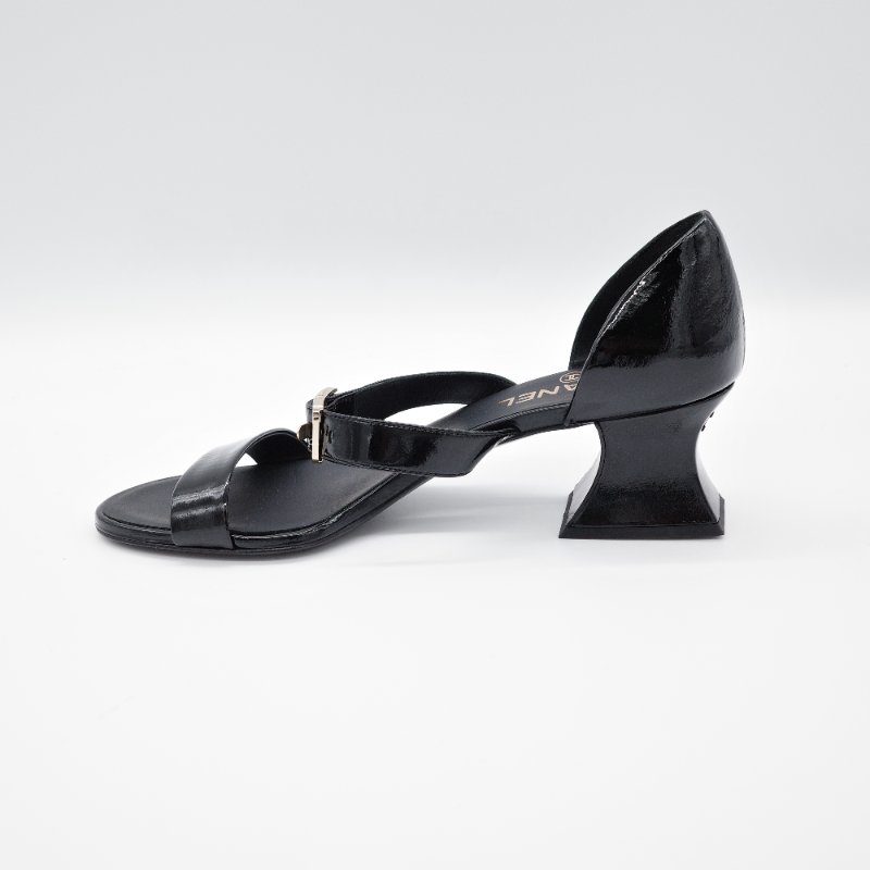 Chanel 香奈兒 黑色 漆皮 粗跟涼鞋-4