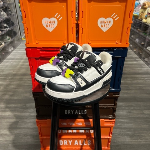 lv trainer 黑白胖丁Uk7