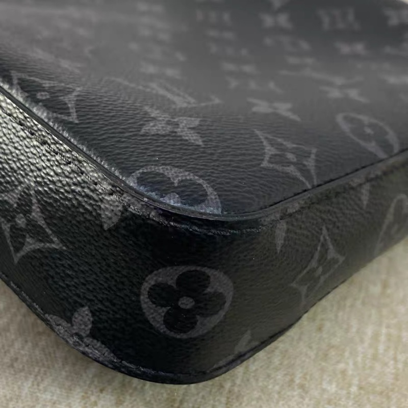 LV路易威登Trio系列男士黑老花郵差包 芯片-8