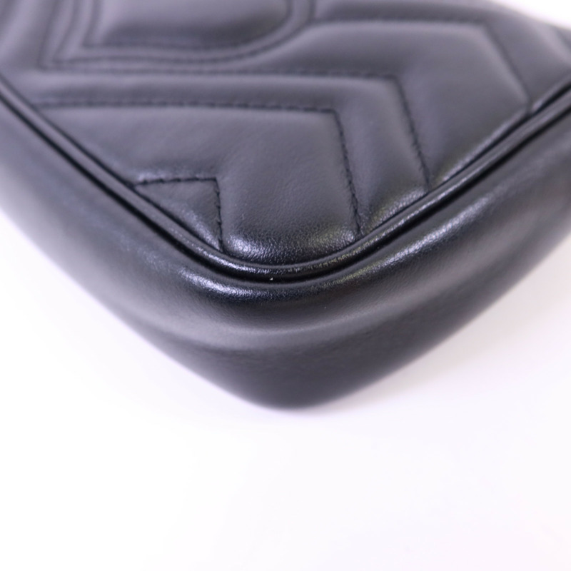 GUCCI 牛皮皮革GG Marmont Super Mini金扣鏈帶肩背袋-13