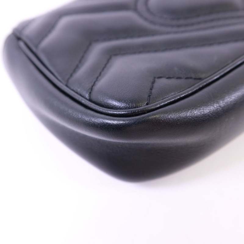 GUCCI 牛皮皮革GG Marmont Super Mini金扣鏈帶肩背袋-14