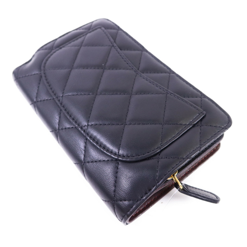 CHANEL 羊皮皮革Bifold Wallet金扣錢包-3