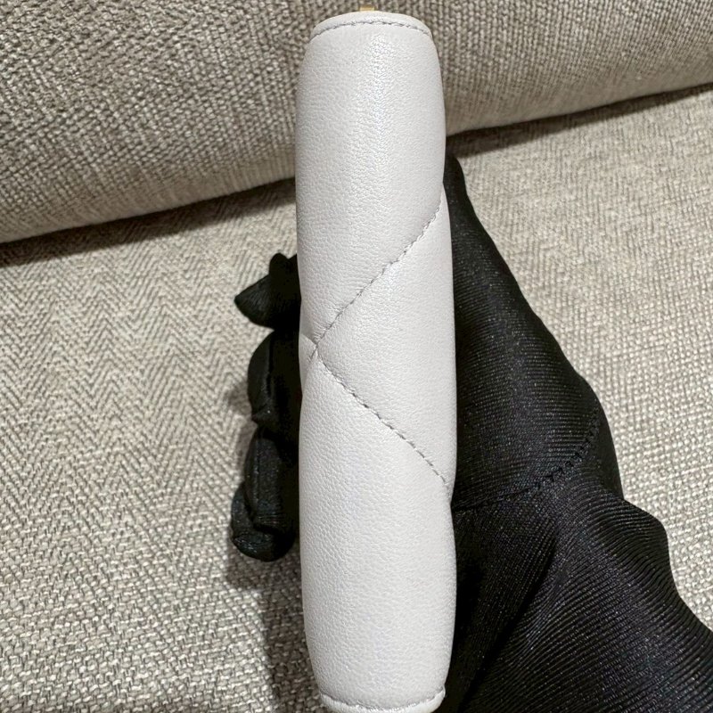 CHANEL 19 卡夾零錢包 30開-7