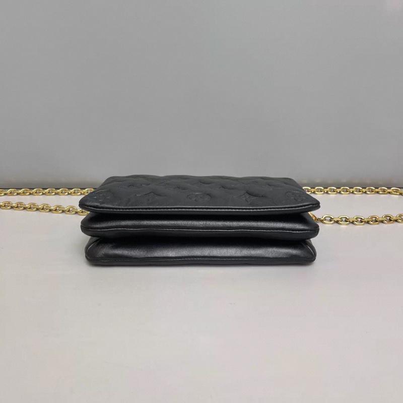 LV路易威登Coussin黑色全皮壓紋鏈條包 芯片-3