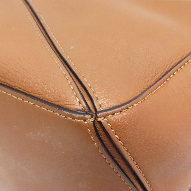 棕色 牛皮 Puzzle Small 肩背包【LOEWE 羅威】 A510PLSX01-12