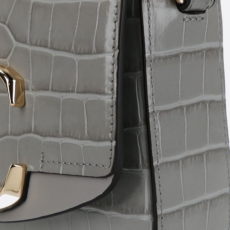 Chloe 女士 金屬徽標手提包均碼碼長度：16cm，寬度：5cm，高度：13cm-3