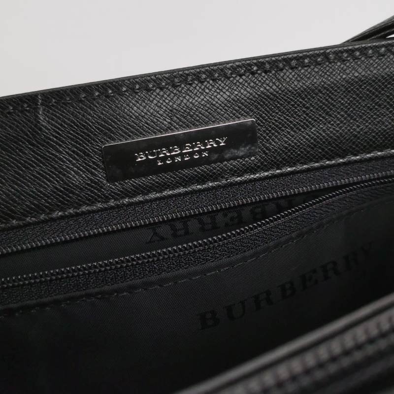 Burberry牛皮純色Logo銘牌斜挎包單肩包-7