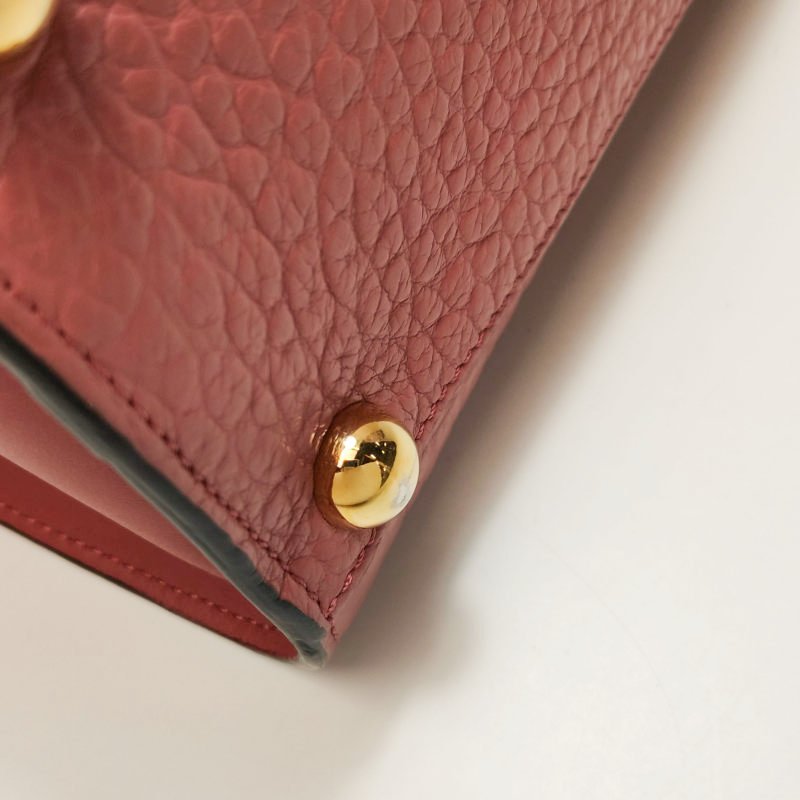 Burberry Clifton牛皮純色字母Logo徽標單肩包-11