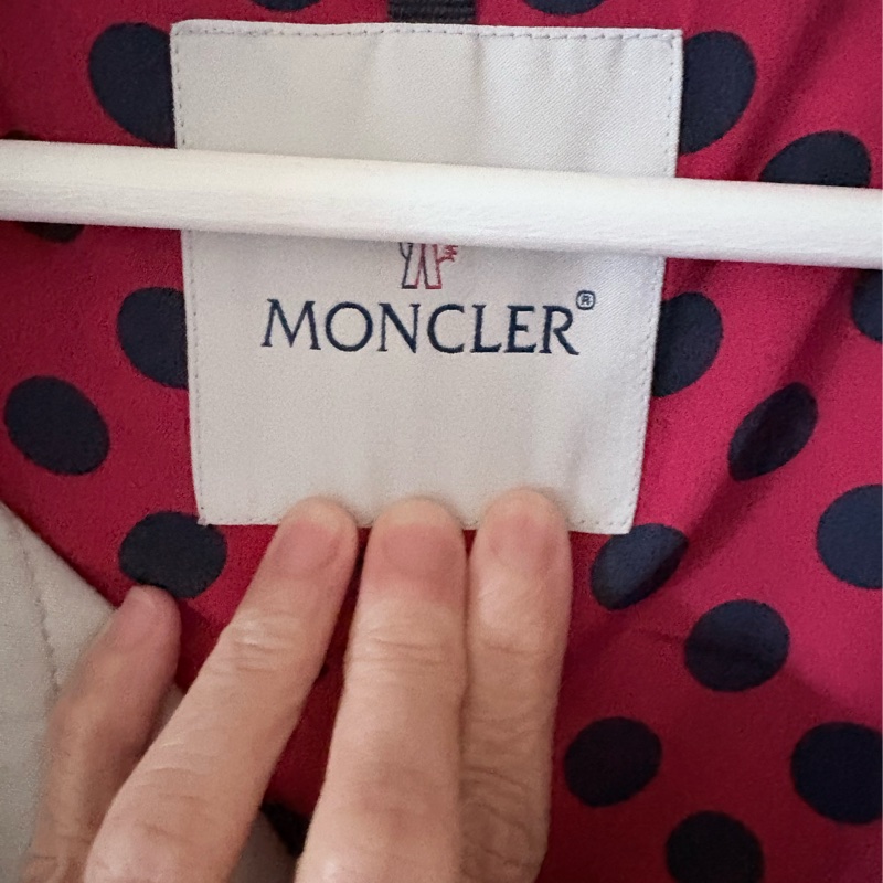 MONCLER 短版風衣外套-2