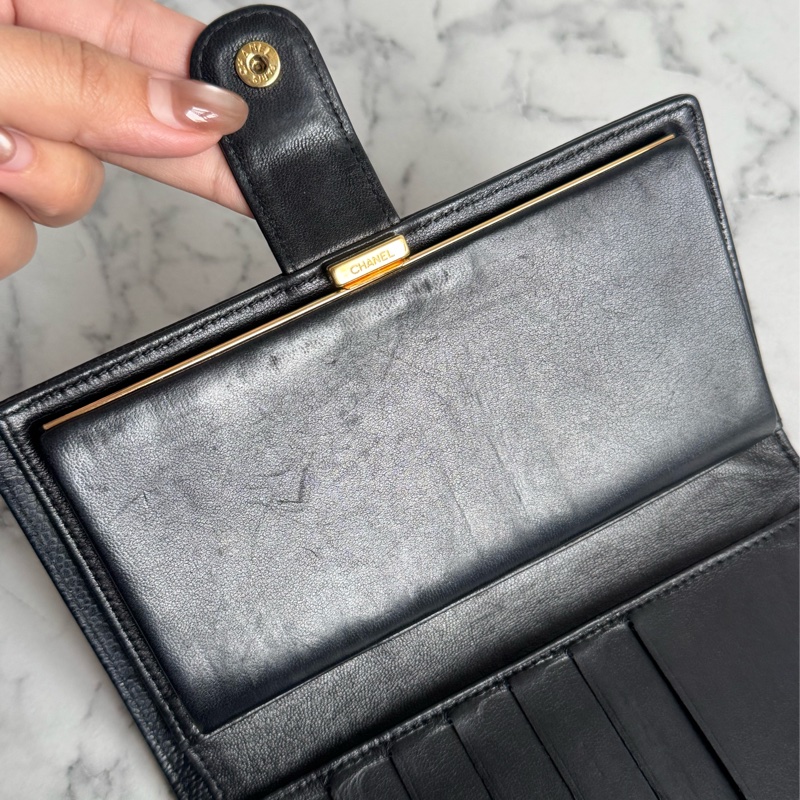 Chanel黑皮革大雙C釦式長夾✨老香-14