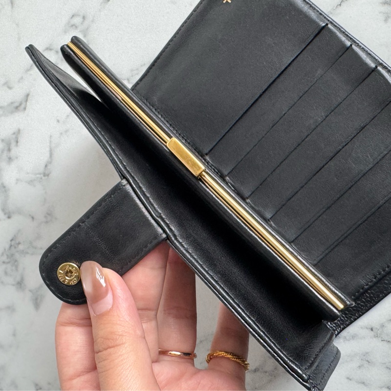 Chanel黑皮革大雙C釦式長夾✨老香-16