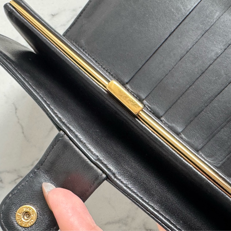 Chanel黑皮革大雙C釦式長夾✨老香-23