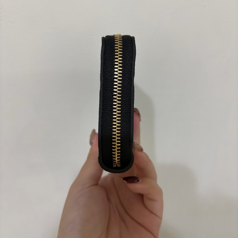 🌟全新🌟LV黑牛皮壓紋金釦ㄇ拉零錢包M60574-4