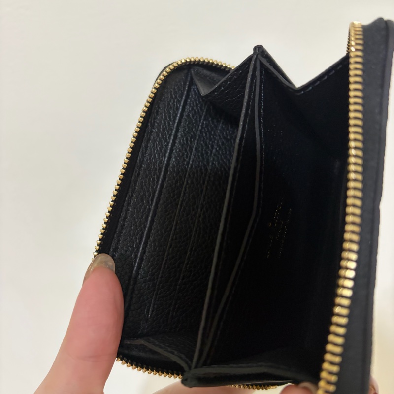 🌟全新🌟LV黑牛皮壓紋金釦ㄇ拉零錢包M60574-7