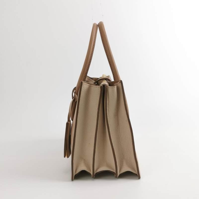 Miu Miu Madras羊皮純色字母logo金屬扣單肩包-2