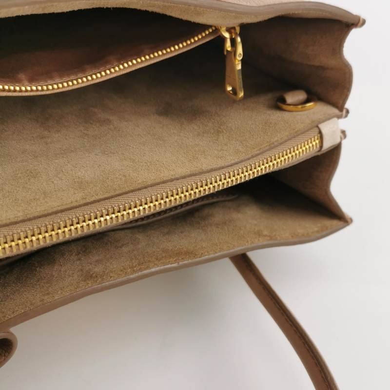 Miu Miu Madras羊皮純色字母logo金屬扣單肩包-6