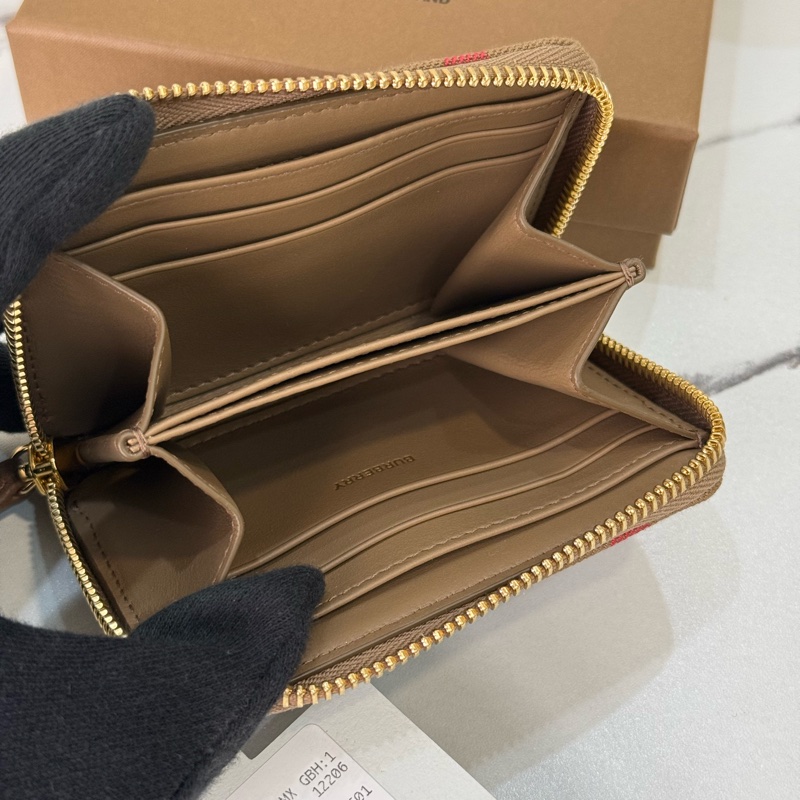 （台灣專櫃購入）全新Burberry 經典雙層零錢包 專櫃16000-3