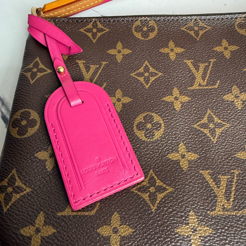 Lv 雙層斜背包 最好用-1