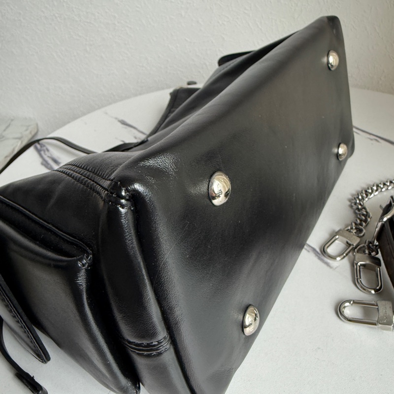 lv最愛的黑武士 真的很耐看-7