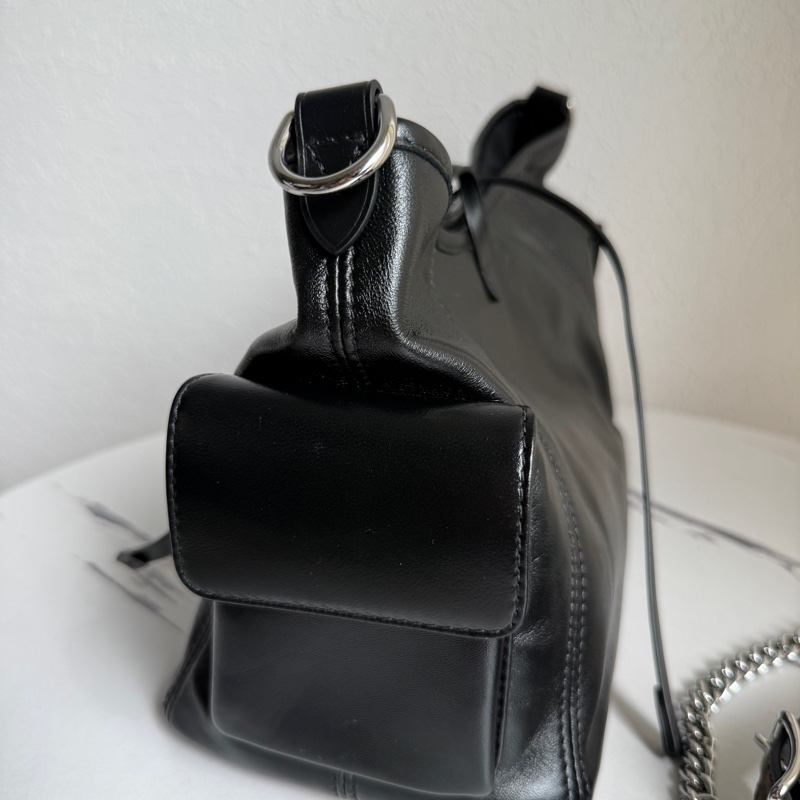 lv最愛的黑武士 真的很耐看-8