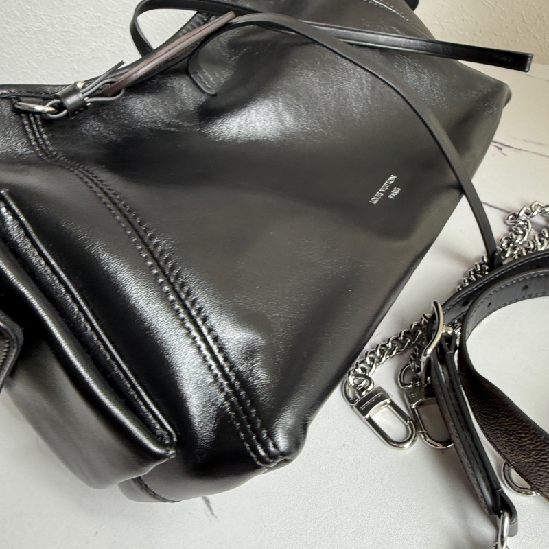 lv最愛的黑武士 真的很耐看-13