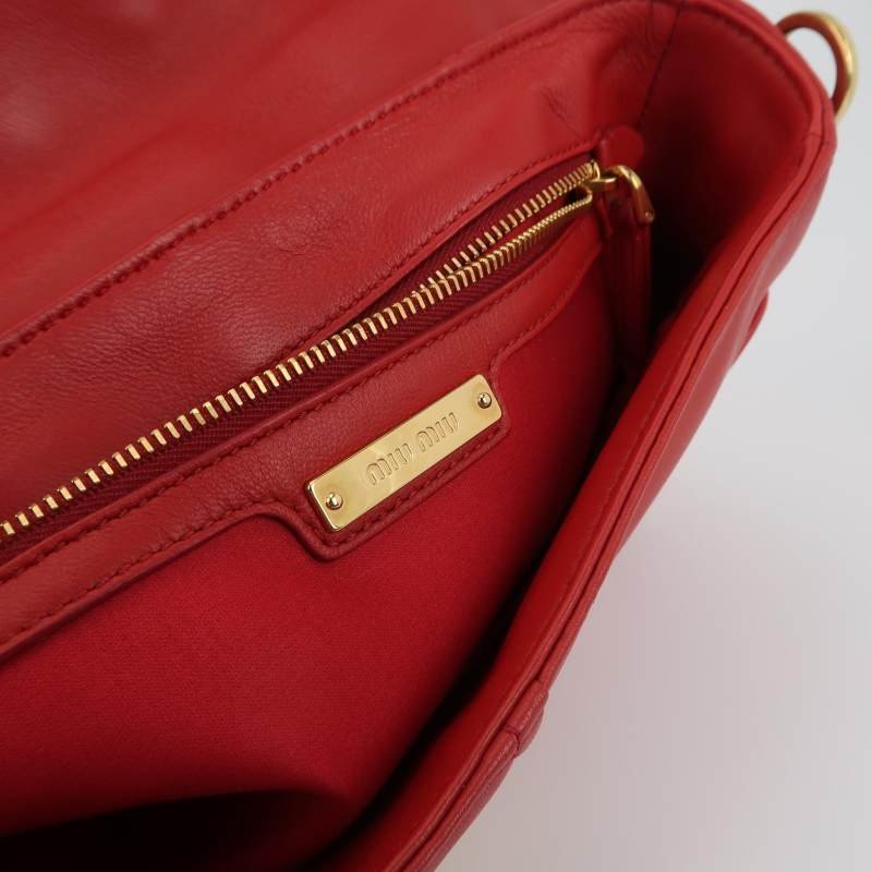 Miu Miu羊皮純色字母Logo手提包-7