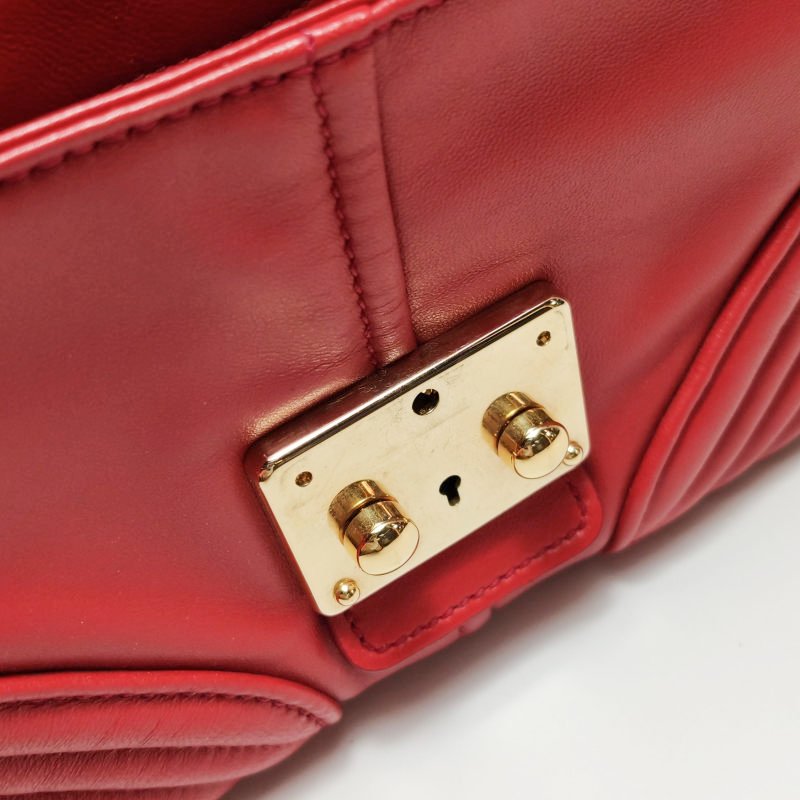 Miu Miu羊皮純色字母Logo手提包-9