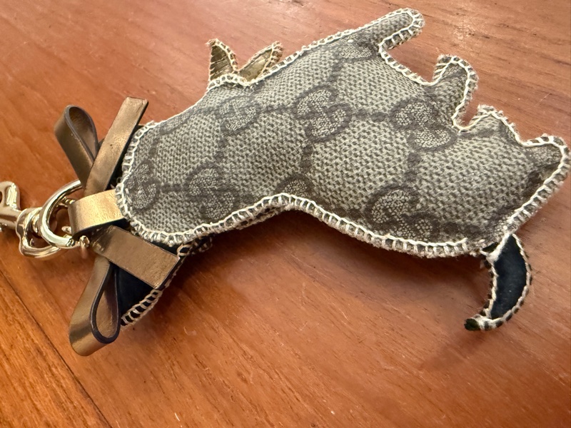 Gucci狗狗可愛吊飾-7