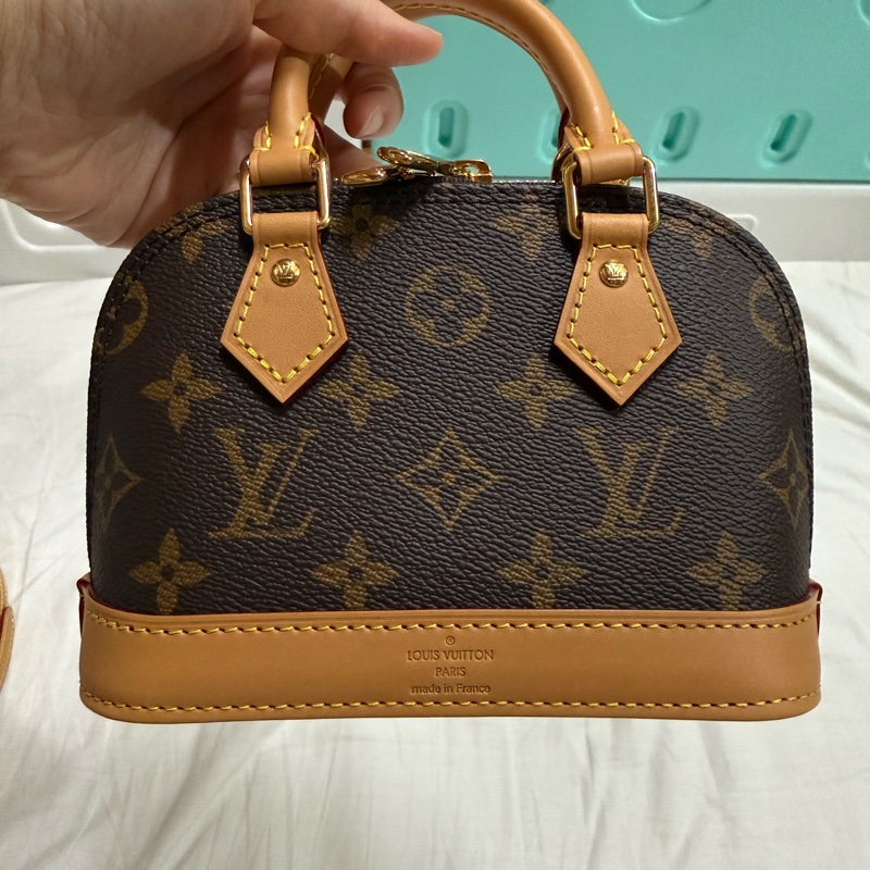 LV Nano Alma M82717 小貝殼包 手提 斜背 側背包-1