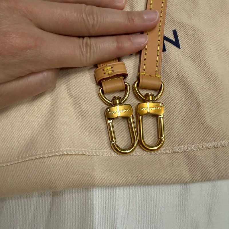 LV Nano Alma M82717 小貝殼包 手提 斜背 側背包-10