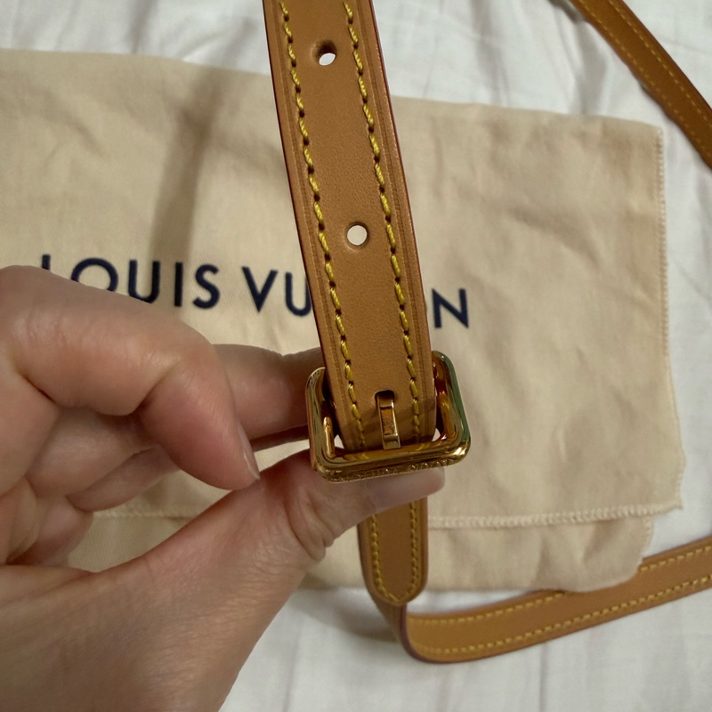 LV Nano Alma M82717 小貝殼包 手提 斜背 側背包-12