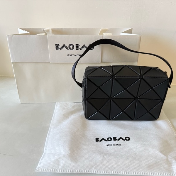 三宅一生Bao Bao黑色邱比特包-4