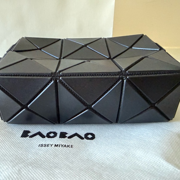 三宅一生Bao Bao黑色邱比特包-8