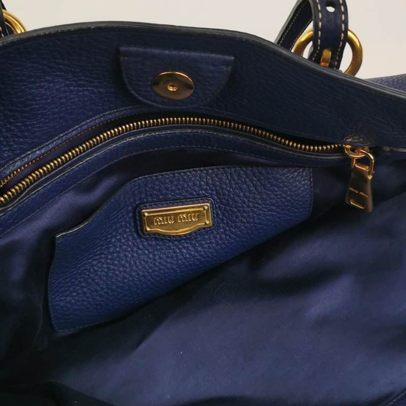 Miu Miu牛皮純色字母Logo斜挎包單肩包-7