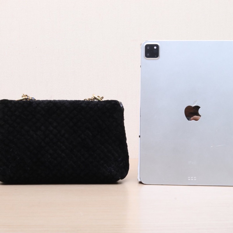 BOTTEGA VENETA 黑色絨面淺金扣天鵝絨小號23CM鏈條包肩背包-2