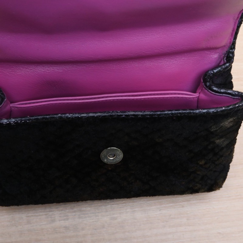 BOTTEGA VENETA 黑色絨面淺金扣天鵝絨小號23CM鏈條包肩背包-5