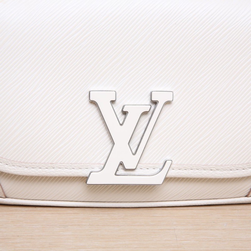 LOUIS VUITTON BUCI法棍包米白色牛皮晶片開銀扣EPI水波紋牛皮肩背包-4
