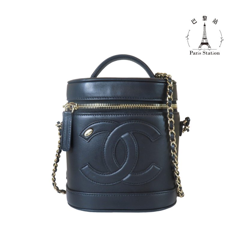 【巴黎站二手名牌專賣店】＊現貨＊CHANEL香奈兒真品＊黑色羊皮大雙C手提兩用直式化妝箱包-0