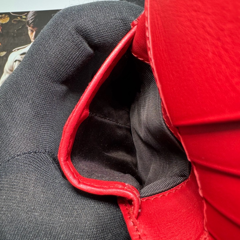 GUCCI GG Supreme Wallet 珍珠鉚釘紅色雙折中夾-10