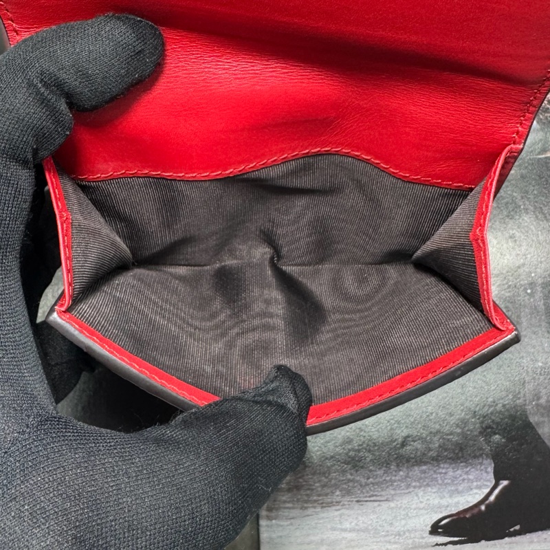 GUCCI GG Supreme Wallet 珍珠鉚釘紅色雙折中夾-11