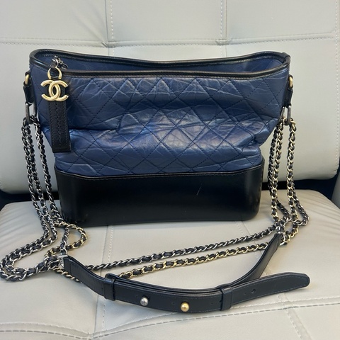 香奈兒深藍色流浪中號 27開有卡 無附件